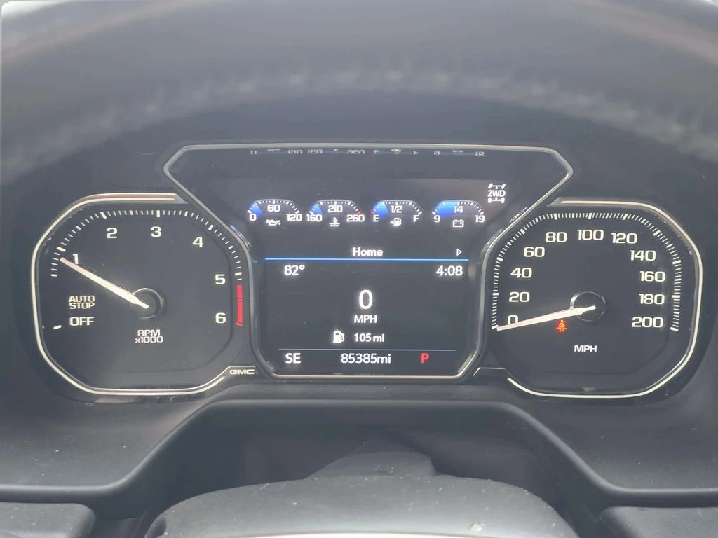 Used 2021 Black GMC SLE image 13