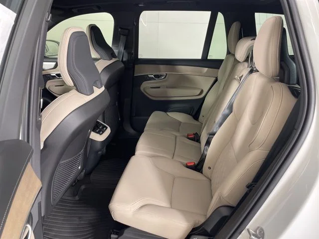 2026 Volvo XC90 Plus - Photo 39