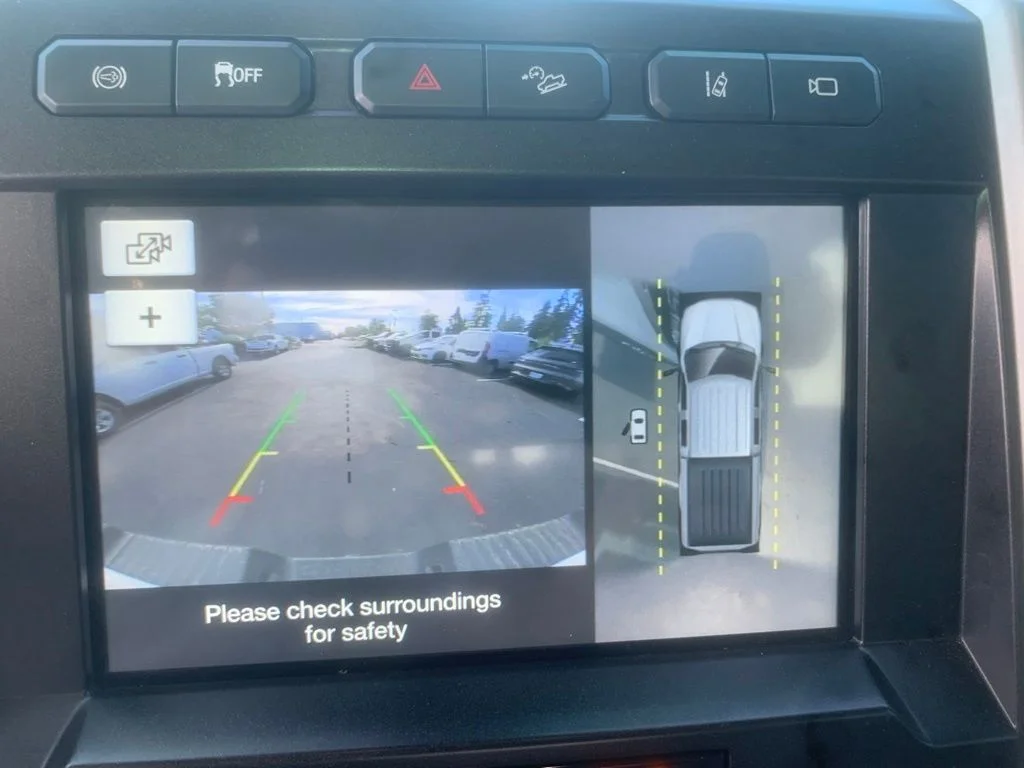 Used 2017 Oxford White Ford Lariat image 20