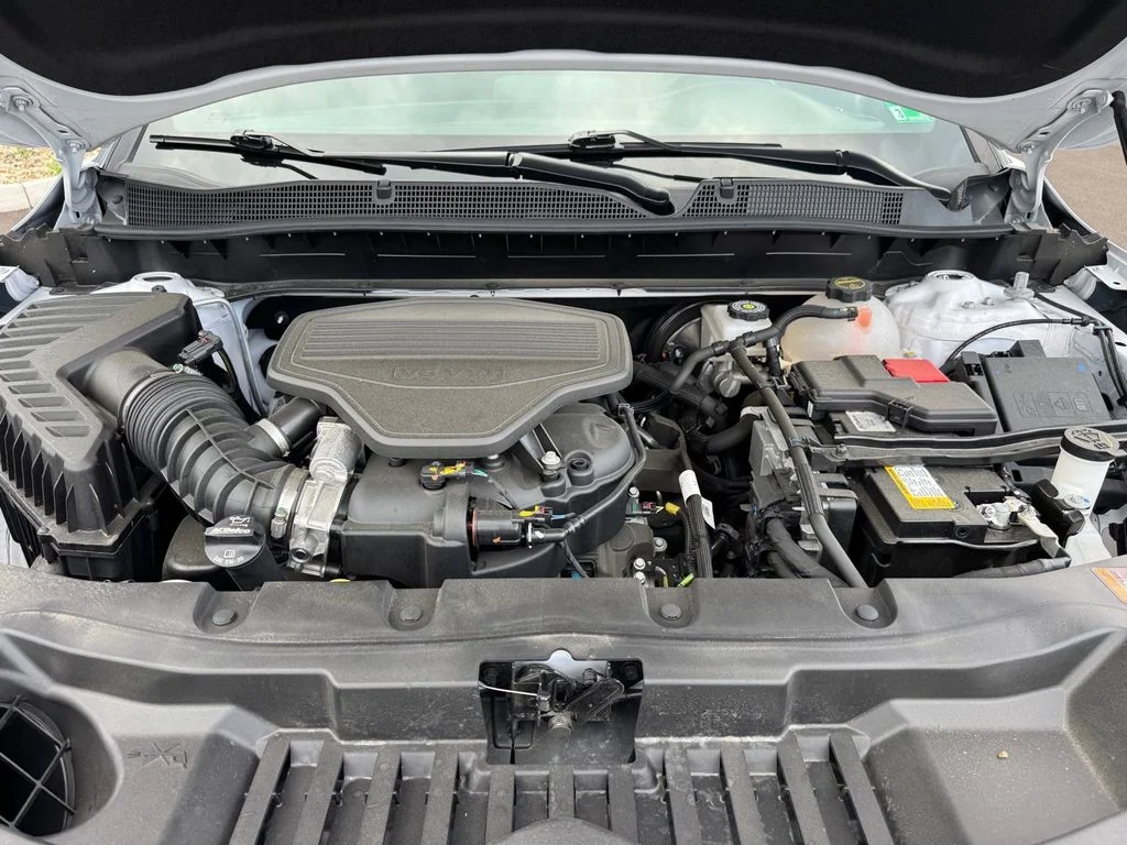 Used 2025 Beige Chevrolet RS image 18