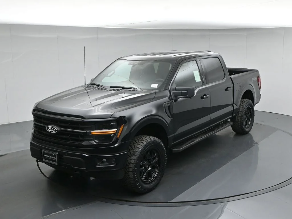 New 2026 Agate Black Metallic Ford XLT image 37