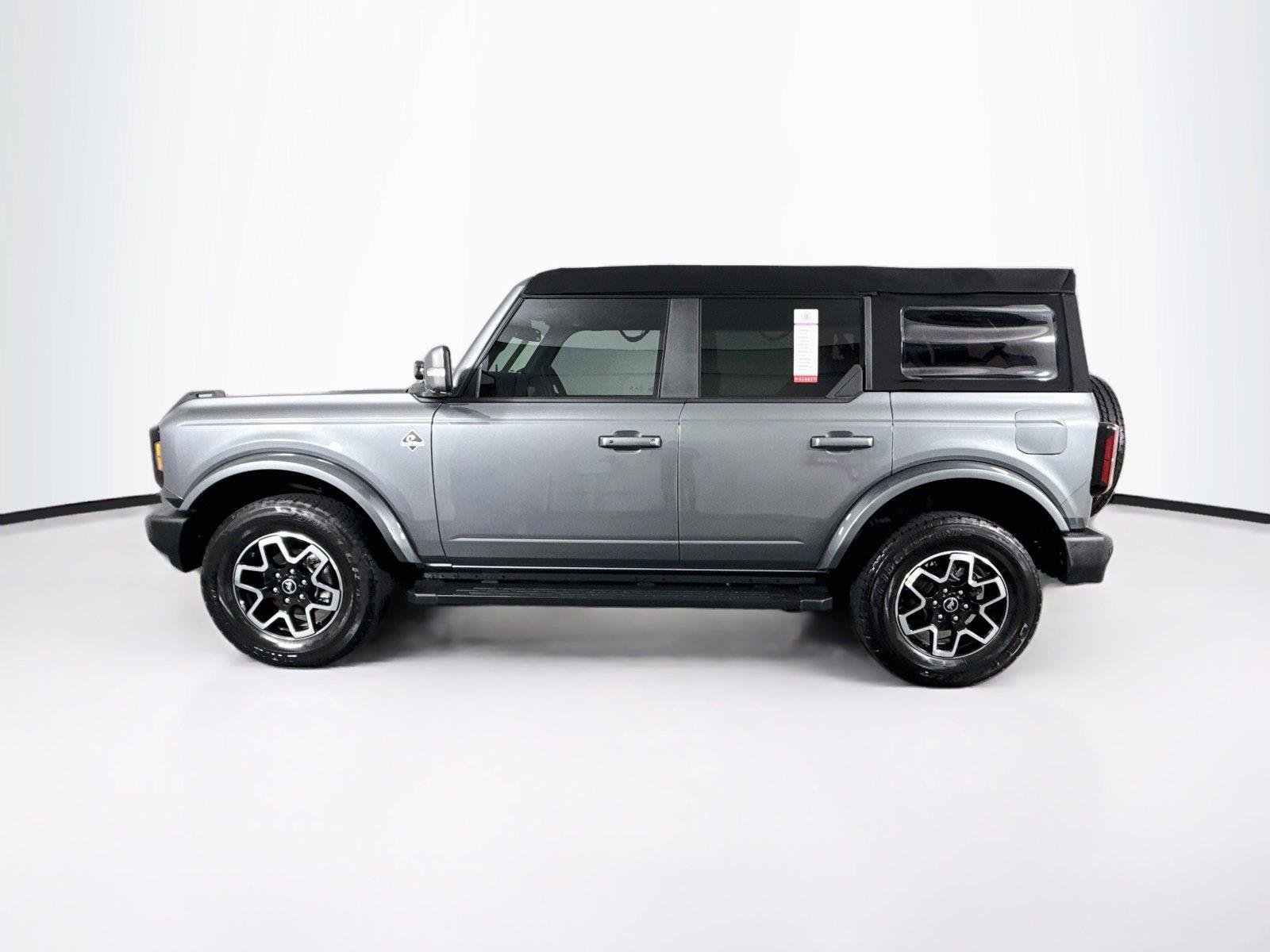 2024 Ford Bronco 4-Door Outer Banks - Photo 14