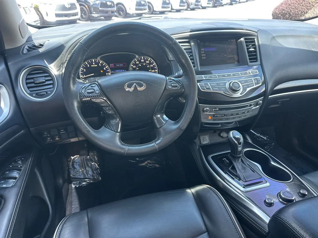 Used 2020 Black INFINITI LUXE image 19