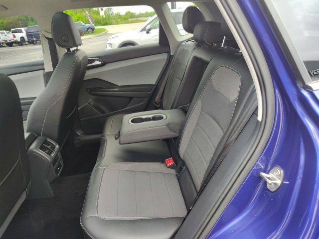 Used 2023 Blue Volkswagen 1.5T SE image 22
