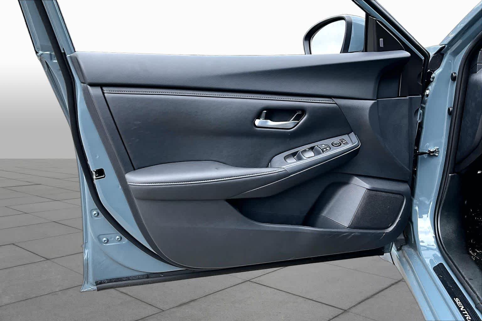 Used 2025 Atlantic Gray Metallic Nissan SV image 20
