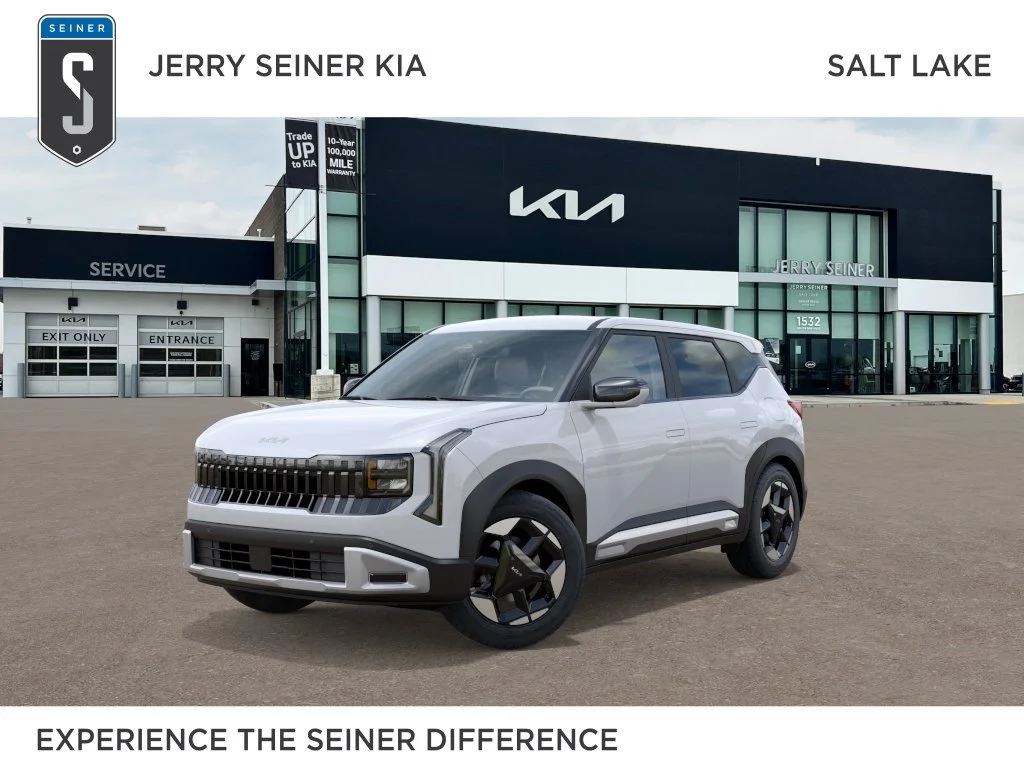 New 2027 Snow White Pearl Kia S image 1