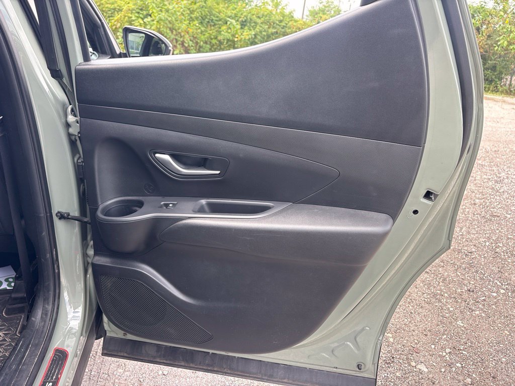 Used 2024 Green Hyundai SEL image 17