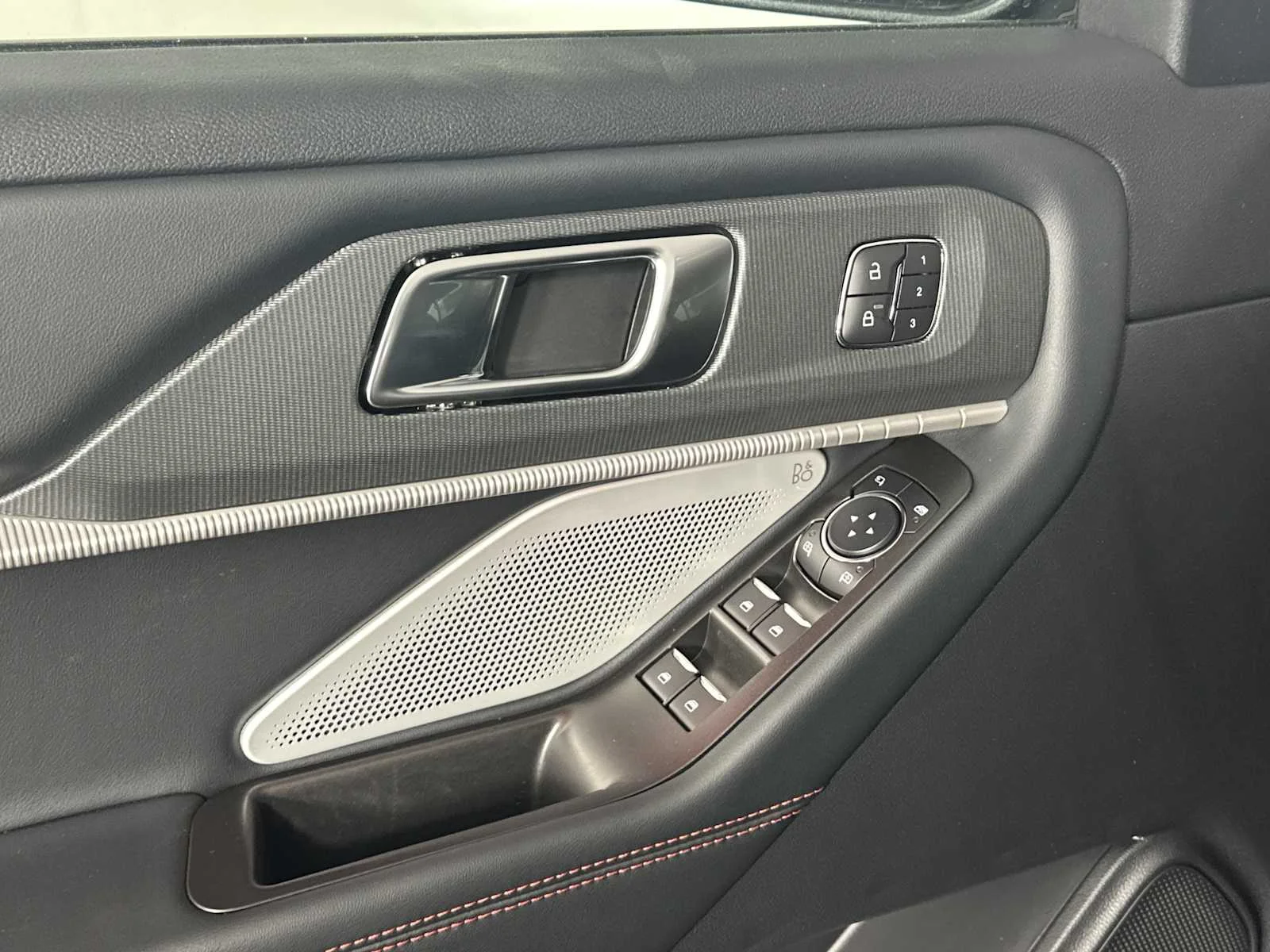 New 2026 Agate Black Metallic Ford ST image 12