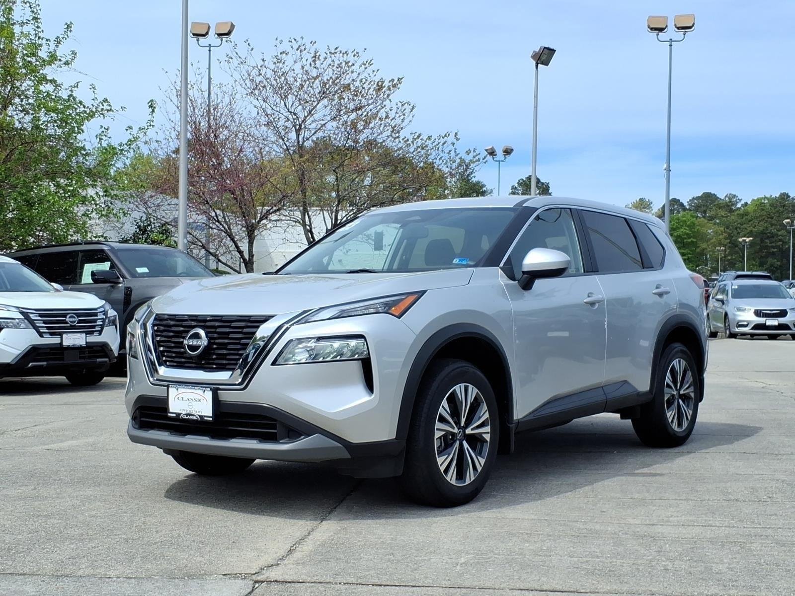 2023 Nissan Rogue SV AWD's photo