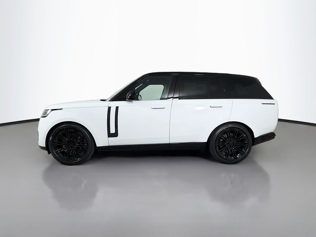 New 2026 Fuji White Land Rover SE image 8
