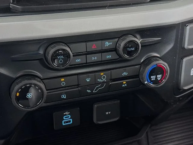 New 2026 Oxford White Ford F-250® XL image 44