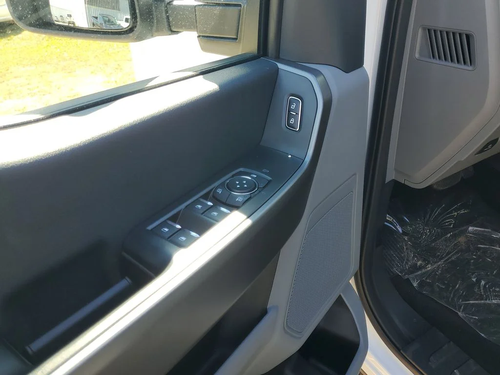 2026 Ford F-250 Super Duty XL - Photo 7