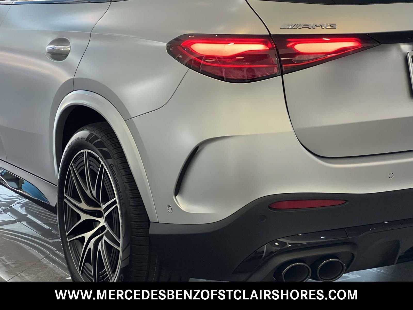 New 2026 MANUFAKTUR Cirrus Silver Magno Mercedes-Benz AMG® GLC 43 4MATIC® SUV image 4