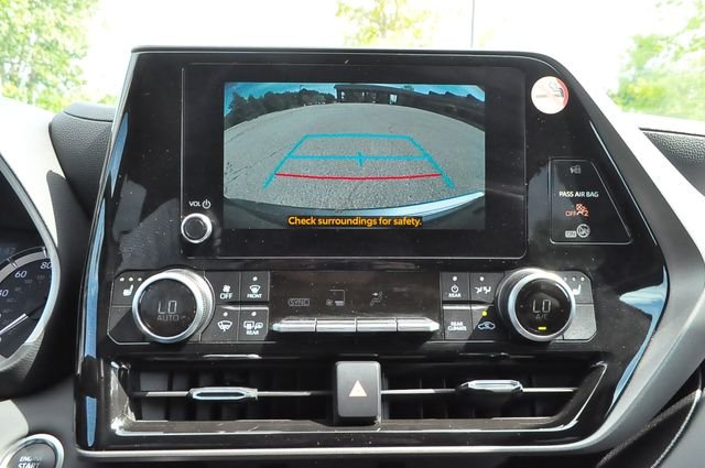 Used 2026  Toyota XLE image 33