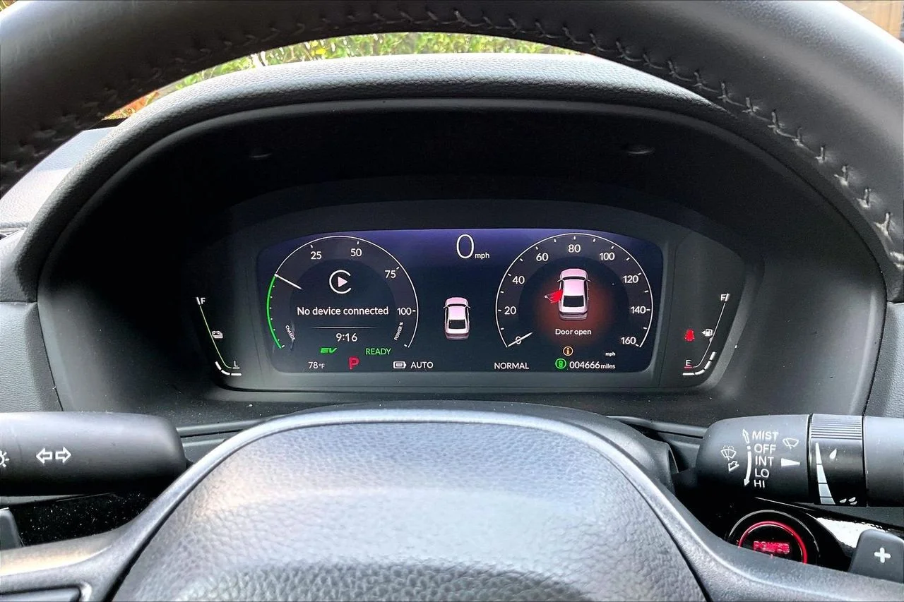 Certified Used 2025  Honda Sport-L image 10