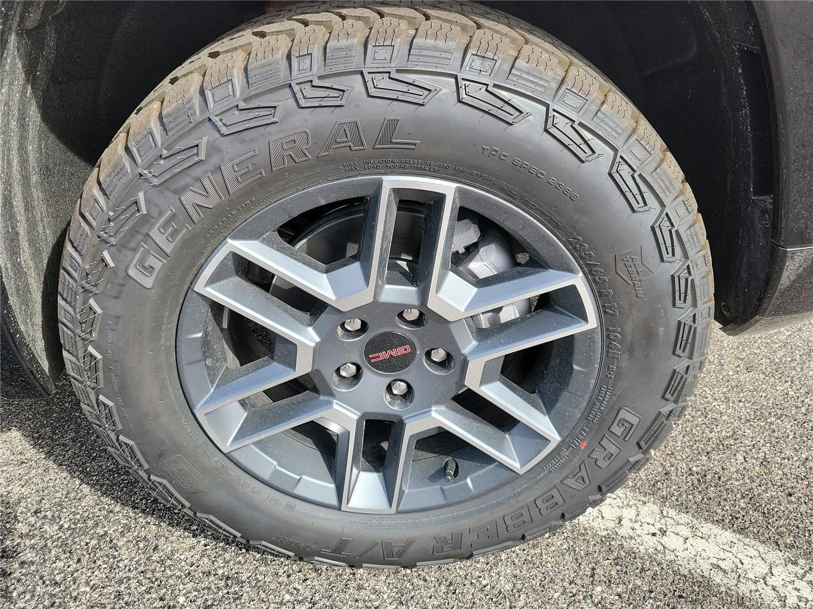 2026 GMC Terrain AT4 - Photo 6