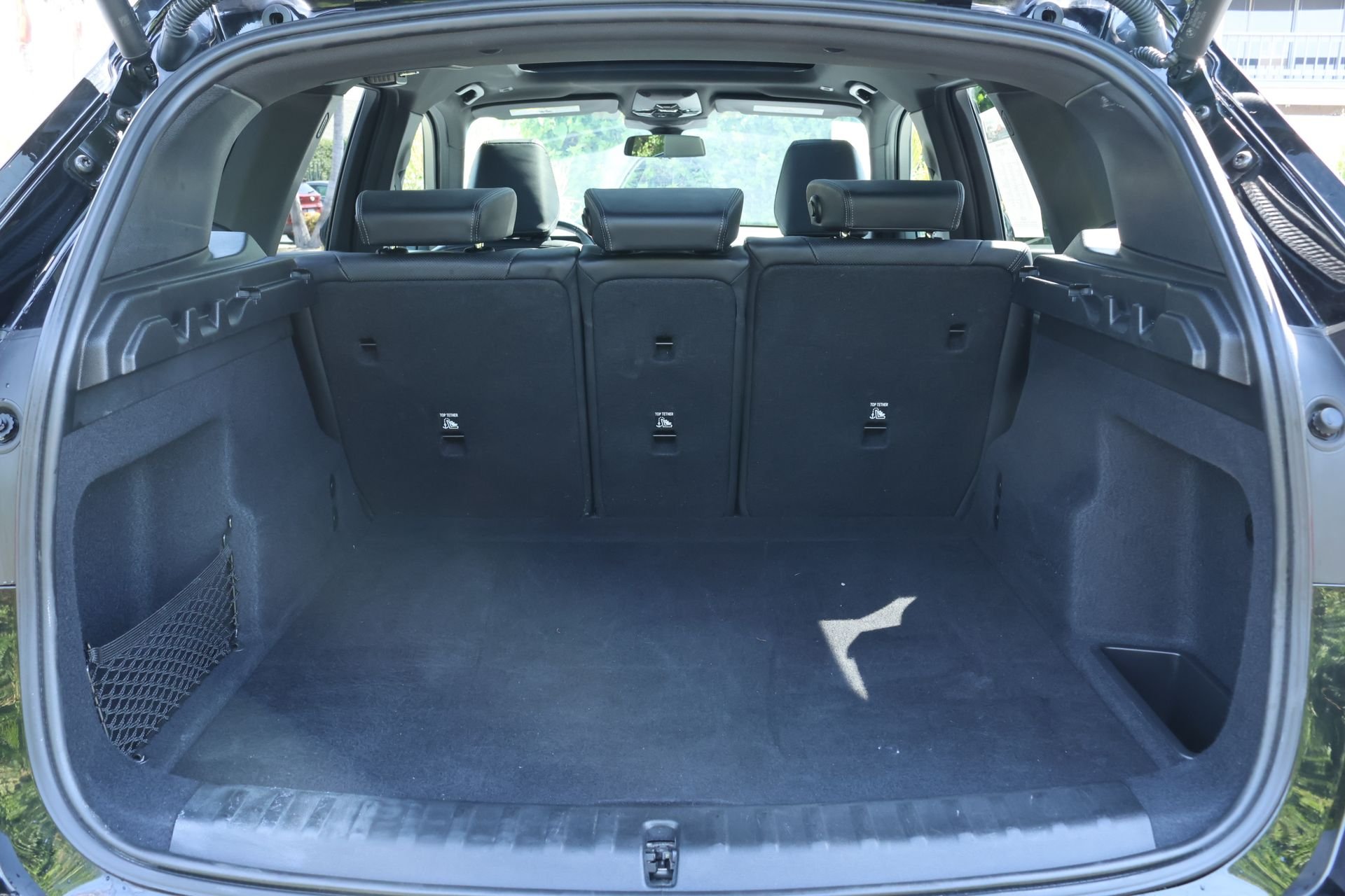 Used 2025 Black BMW xDrive28i image 21