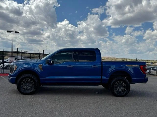 Used 2022 Blue Ford Tremor image 2