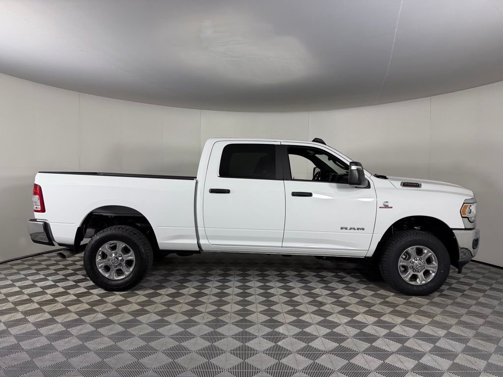 Used 2023 White Ram Big Horn image 3