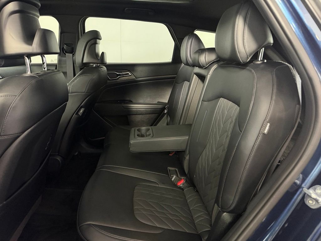 Used 2025 Blue Kia X-Line Prestige image 17