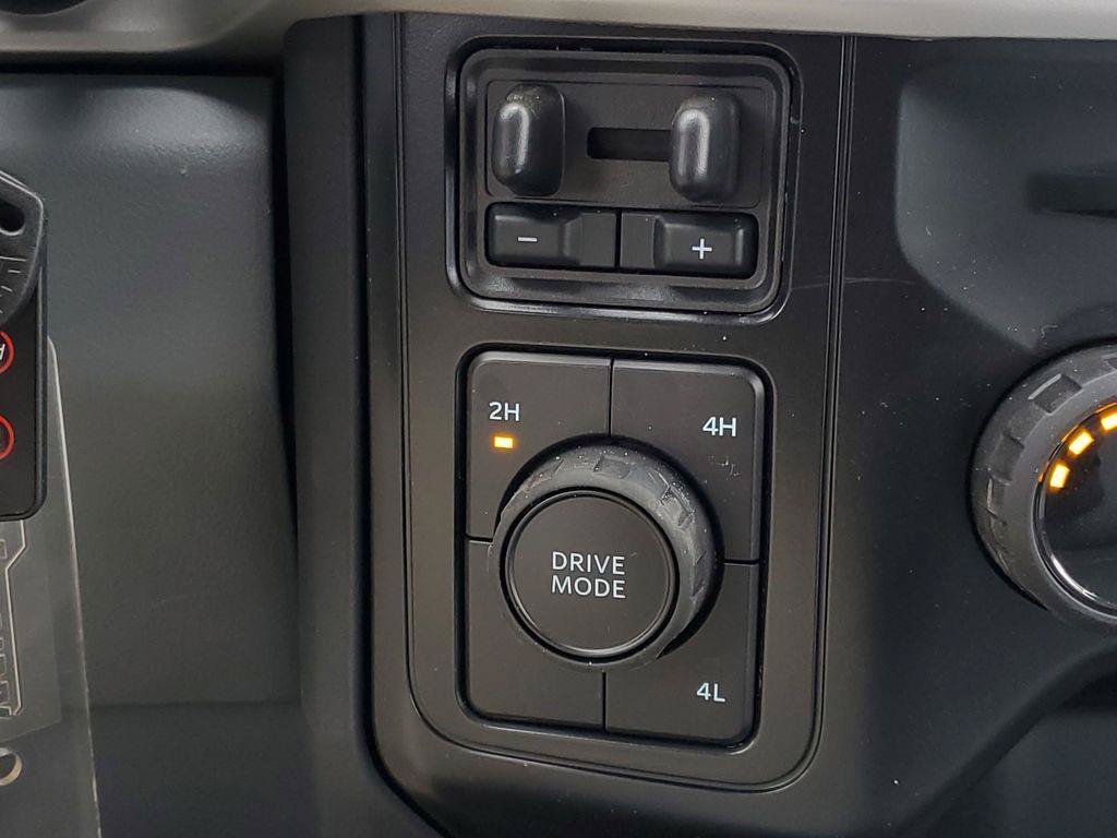 New 2026 Oxford White Ford F-450® XL image 24