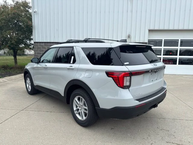 New 2027 White Ford Active image 7
