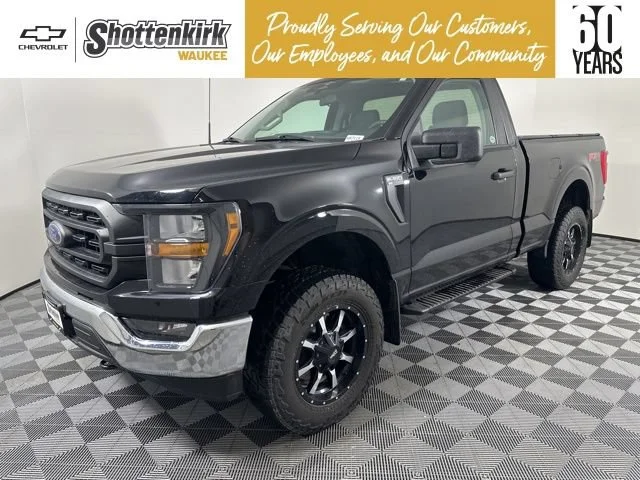 Used 2023  Ford XL image 1