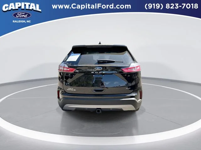Used 2024 Black Ford SEL image 7