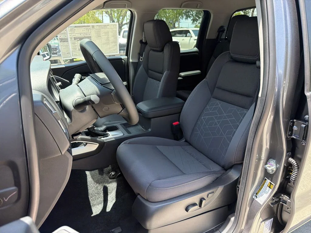 New 2026 Gun Metallic Nissan Crew Cab SV image 27