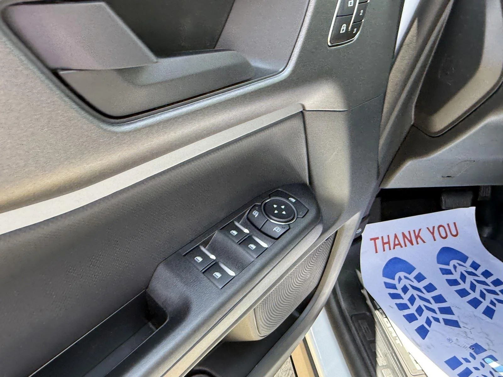 New 2026 Oxford White Ford Badlands® image 13
