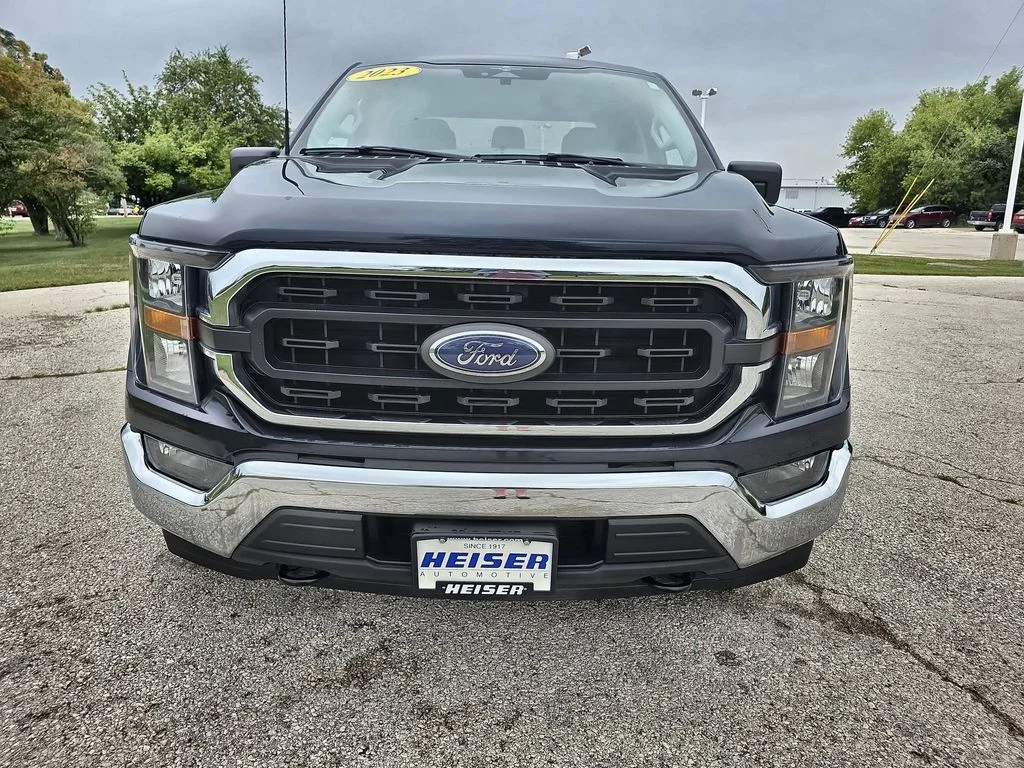 Used 2023 Blue Ford XLT image 32
