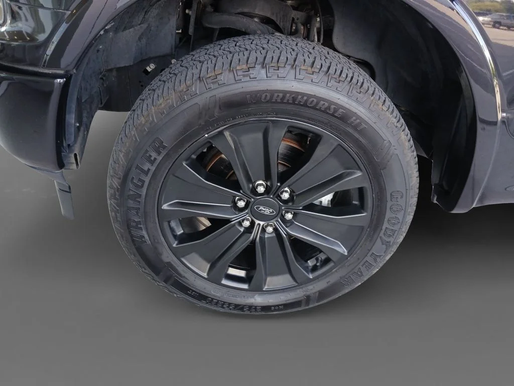 Used 2020 Black Ford Lariat image 14