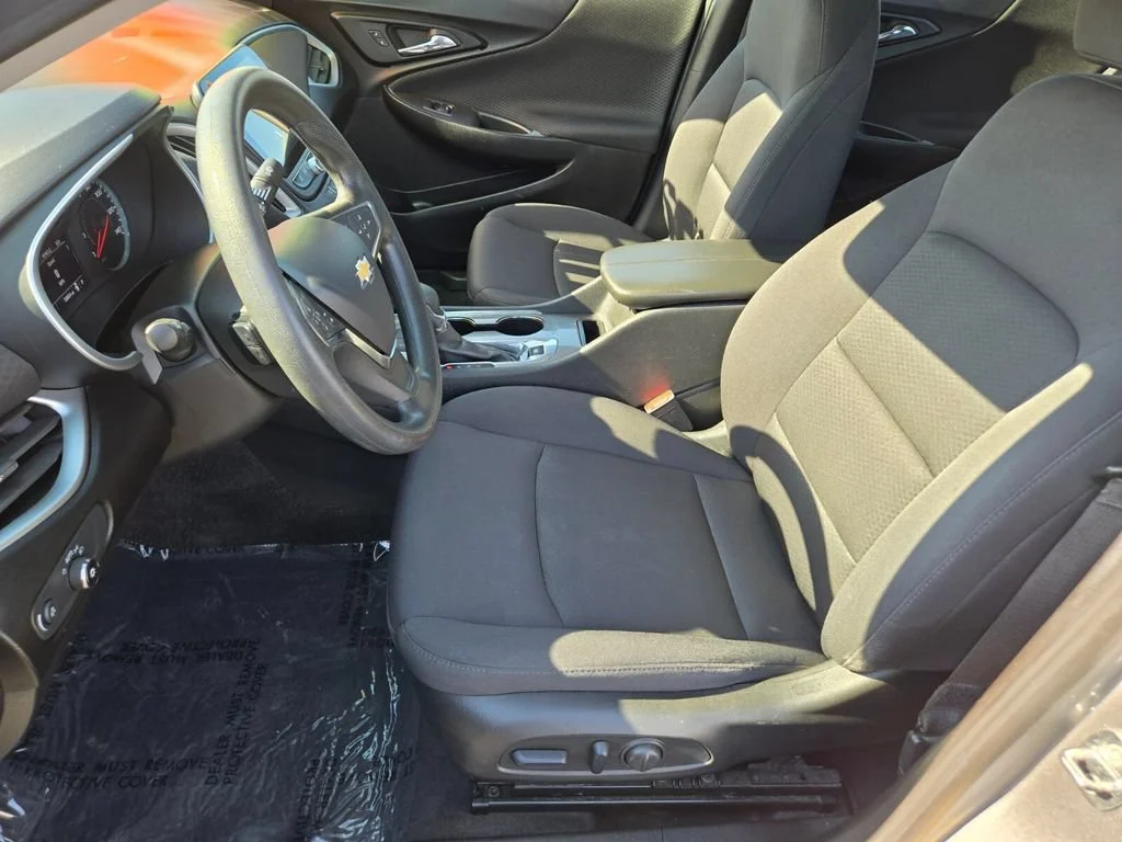 Used 2024 Sterling Gray Metallic Chevrolet 1LT image 10