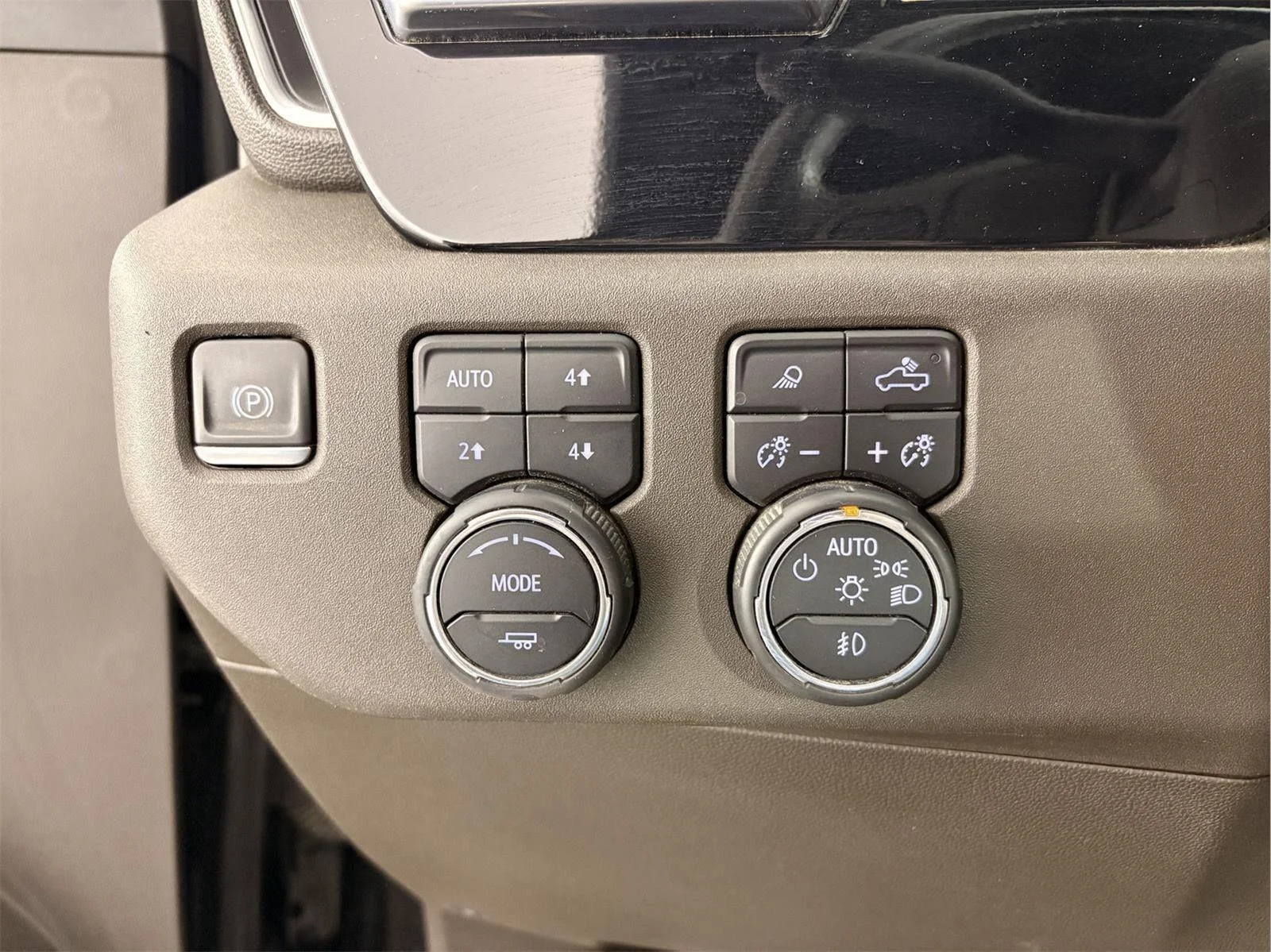 Used 2024 Black Chevrolet LTZ image 34
