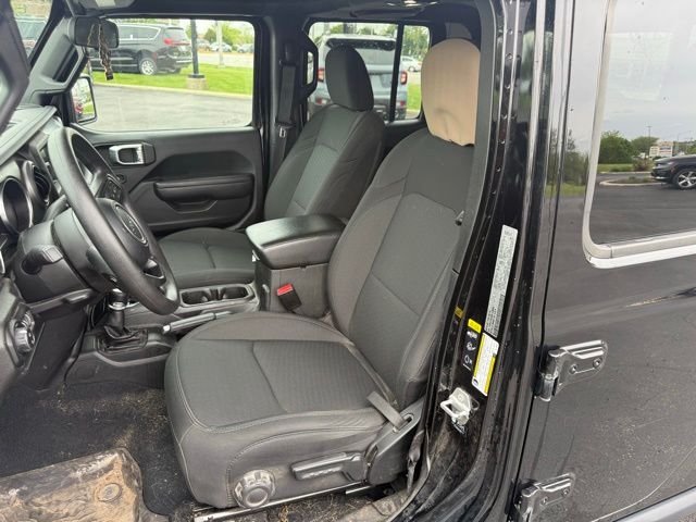 Used 2022 Black Jeep Willys image 8
