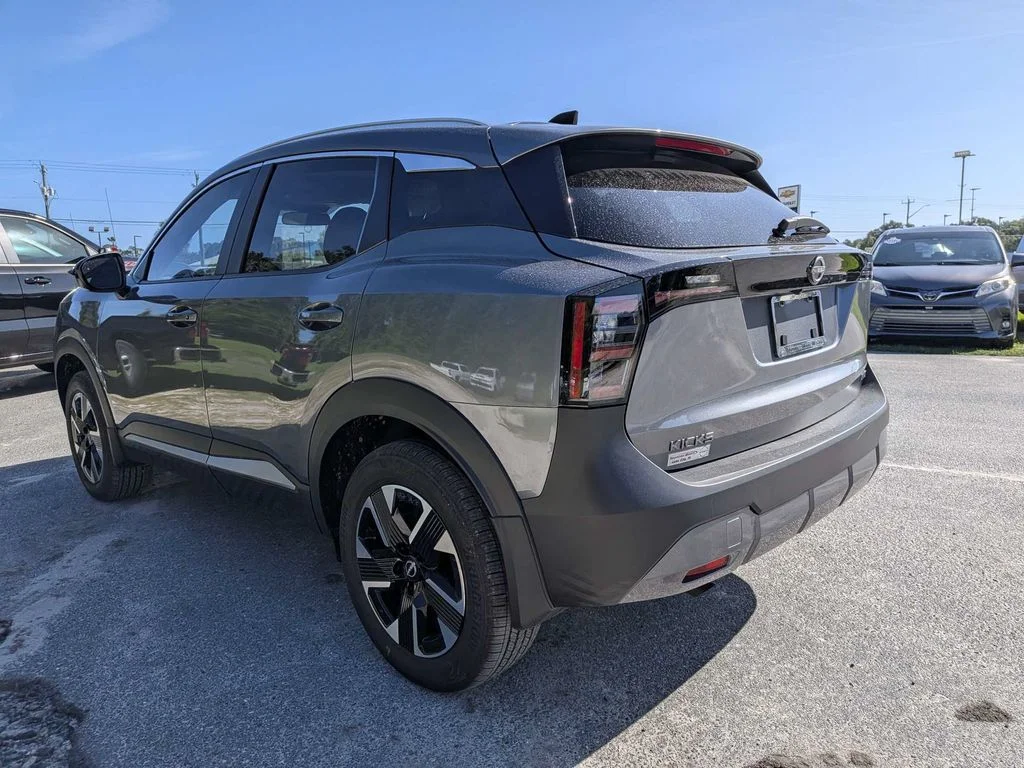 New 2027 Gray Nissan SV image 5