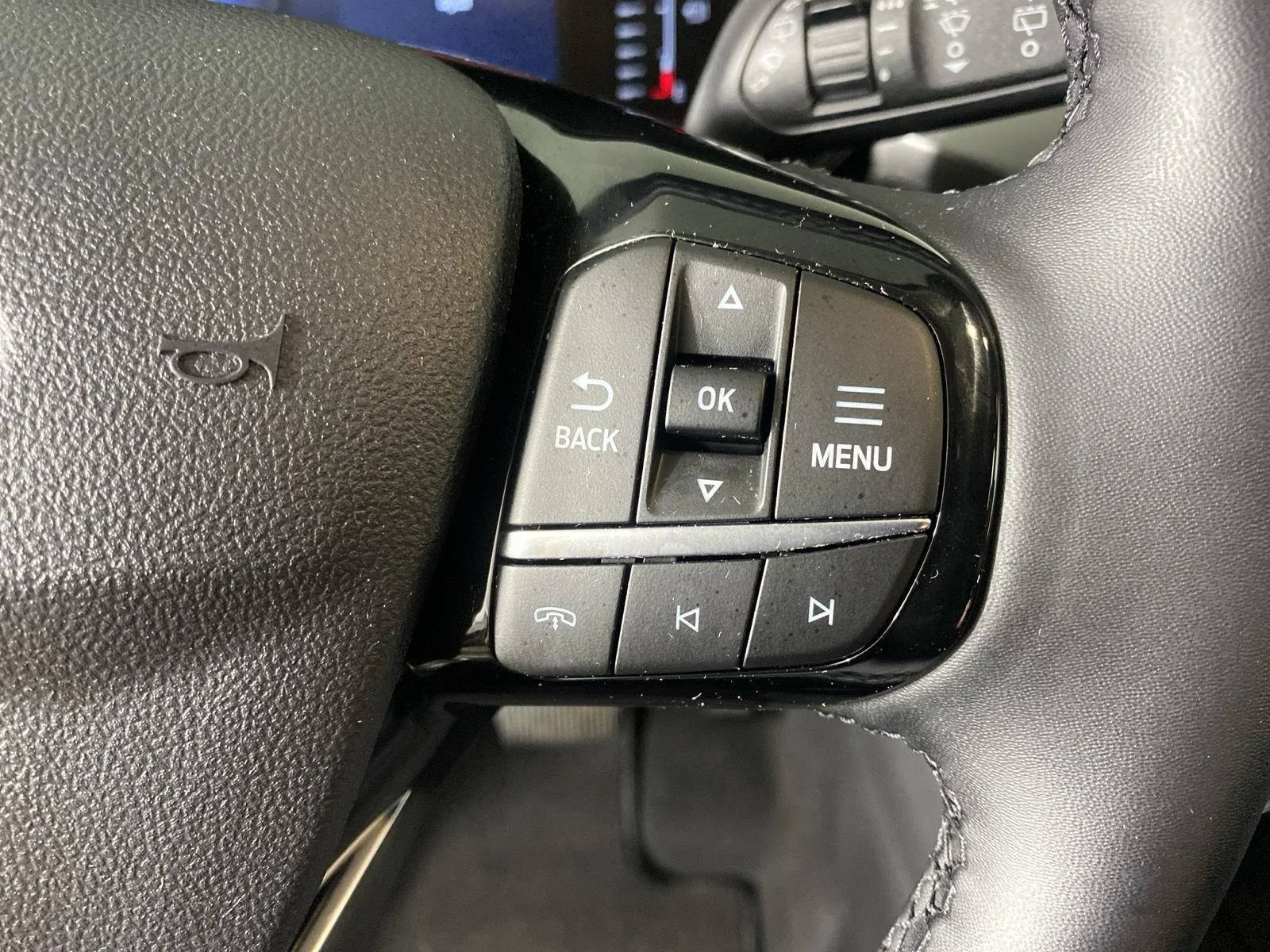 Used 2024 Carbonized Gray Ford Active image 16