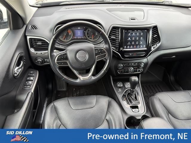 Used 2020 Diamond Black Crystal Pearlcoat Jeep Limited image 9