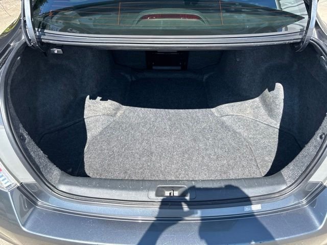 Used 2011 Gray Honda LX image 11