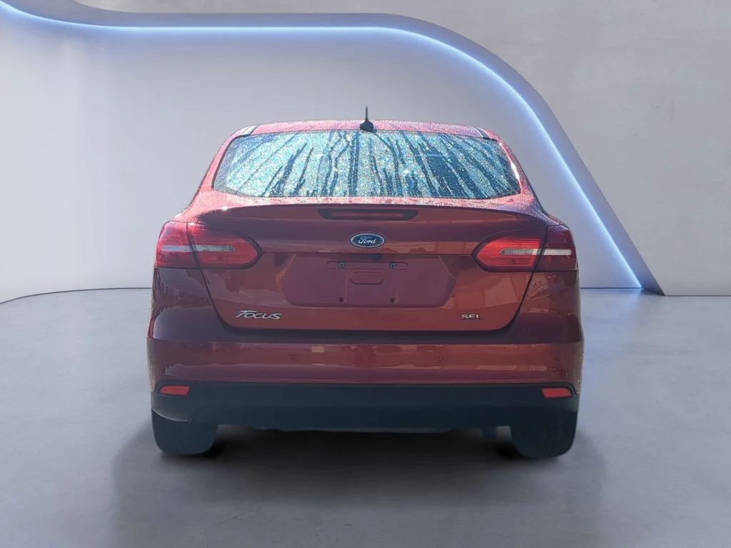 Used 2018 Red Ford SEL image 6