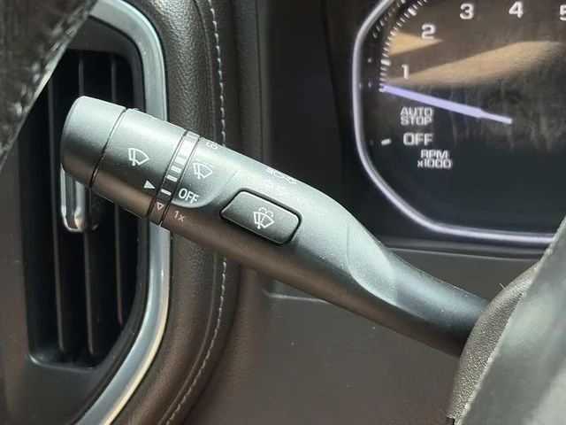 Used 2019 Black GMC SLT image 24