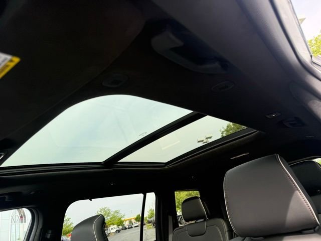 Used 2026 Bright White Clearcoat Jeep Summit image 12