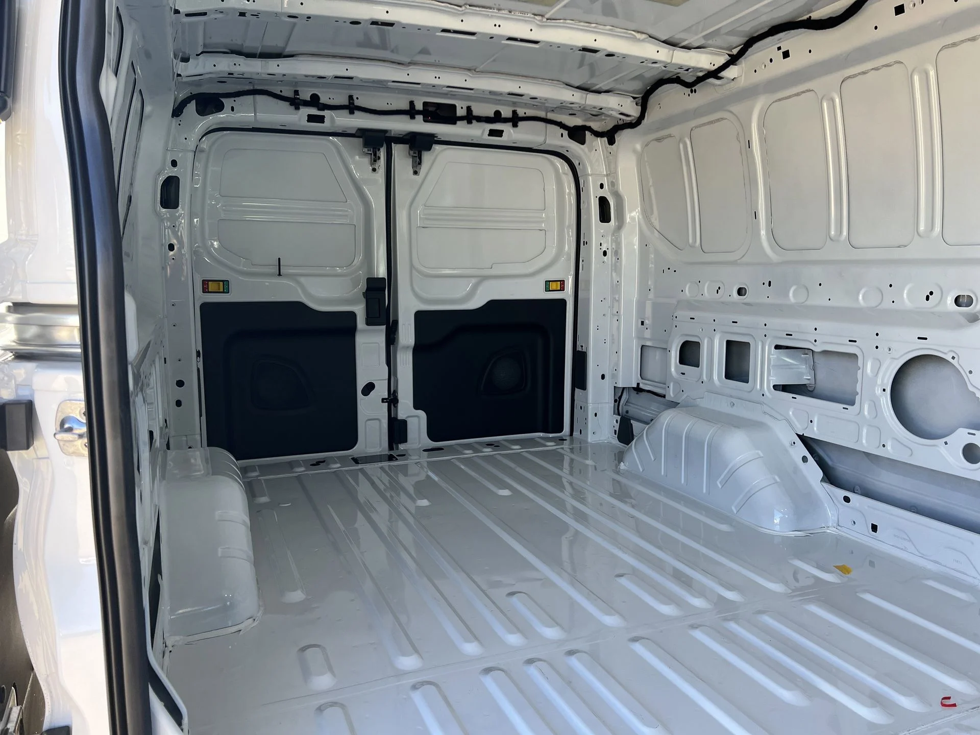 New 2026 Oxford White Ford Cargo Van image 20