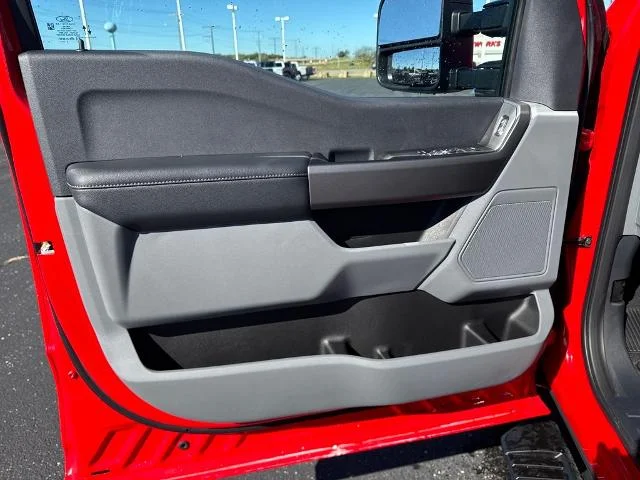 2026 Ford F-250 Super Duty XLT - Photo 37