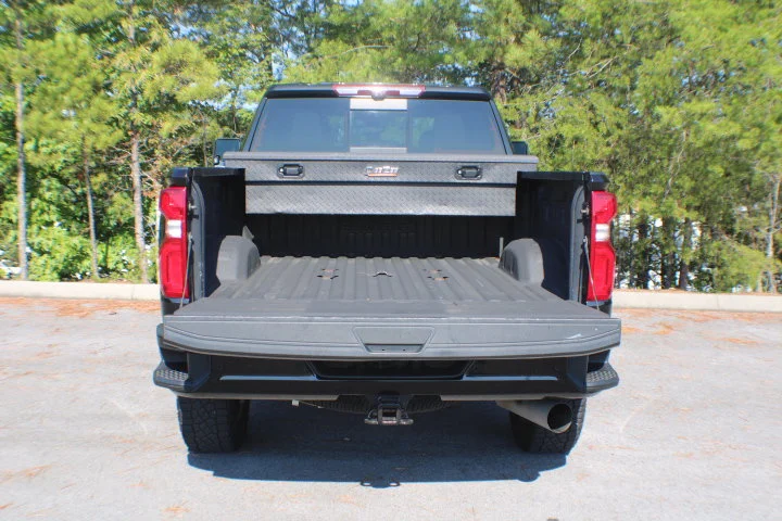 Used 2022 Mosaic Black Metallic Chevrolet High Country image 19