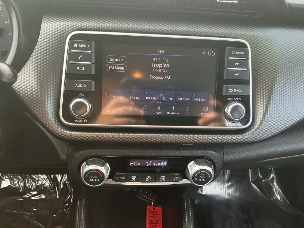 Used 2019 Aspen White Tricoat Nissan SV image 22