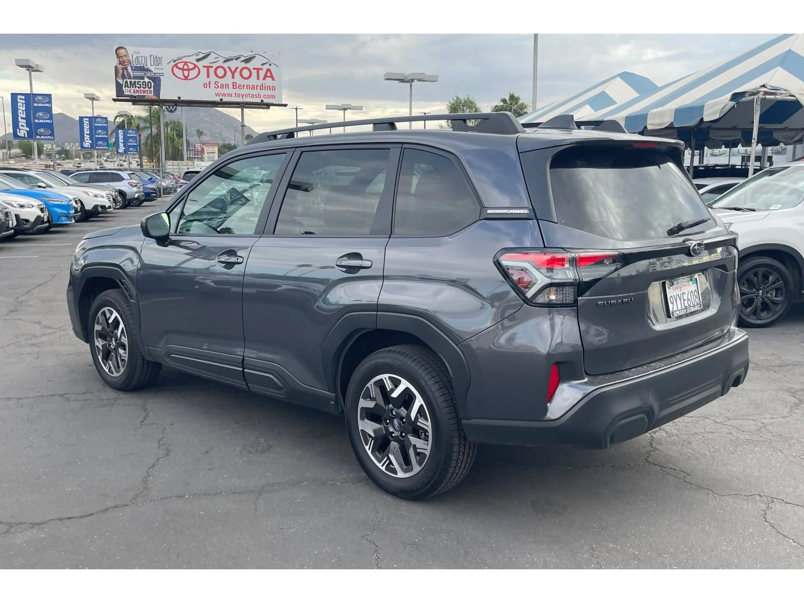 Used 2026 Magnetite Gray Metallic Subaru Premium image 3