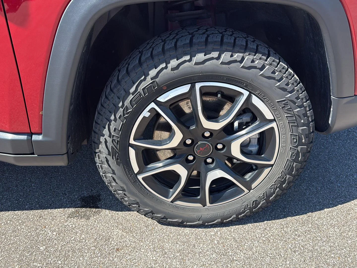 Used 2025 Red Hot Pearlcoat Jeep Trailhawk image 20