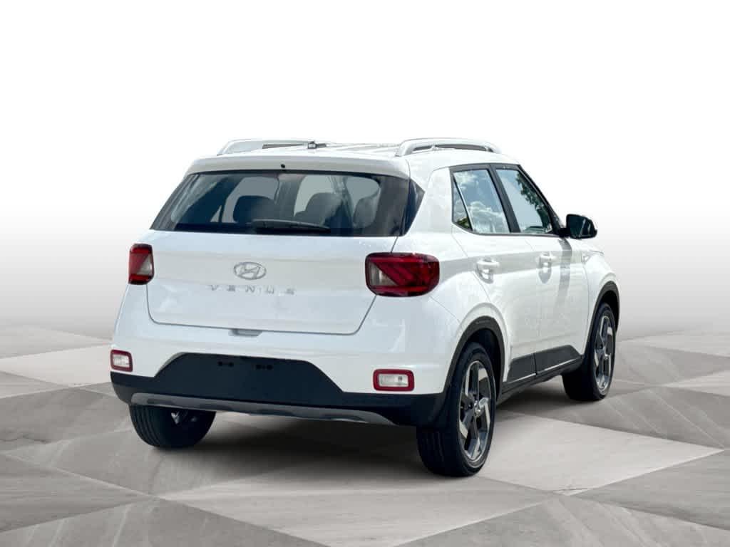 2026 Hyundai Venue SEL - Photo 8