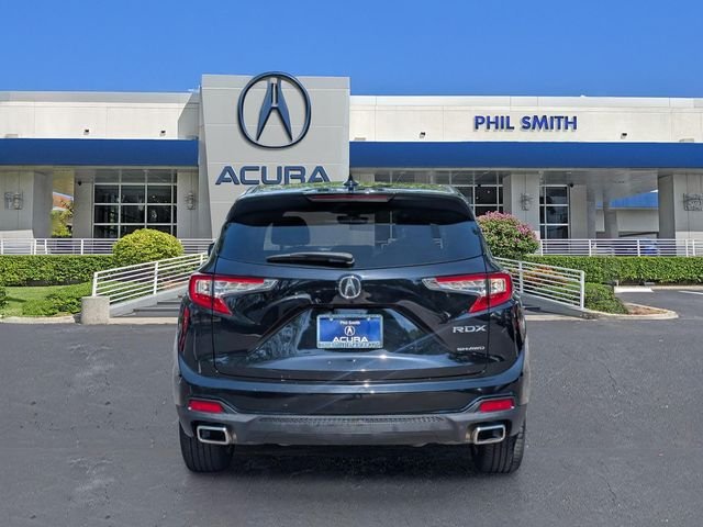 Used 2024  Acura Base image 4